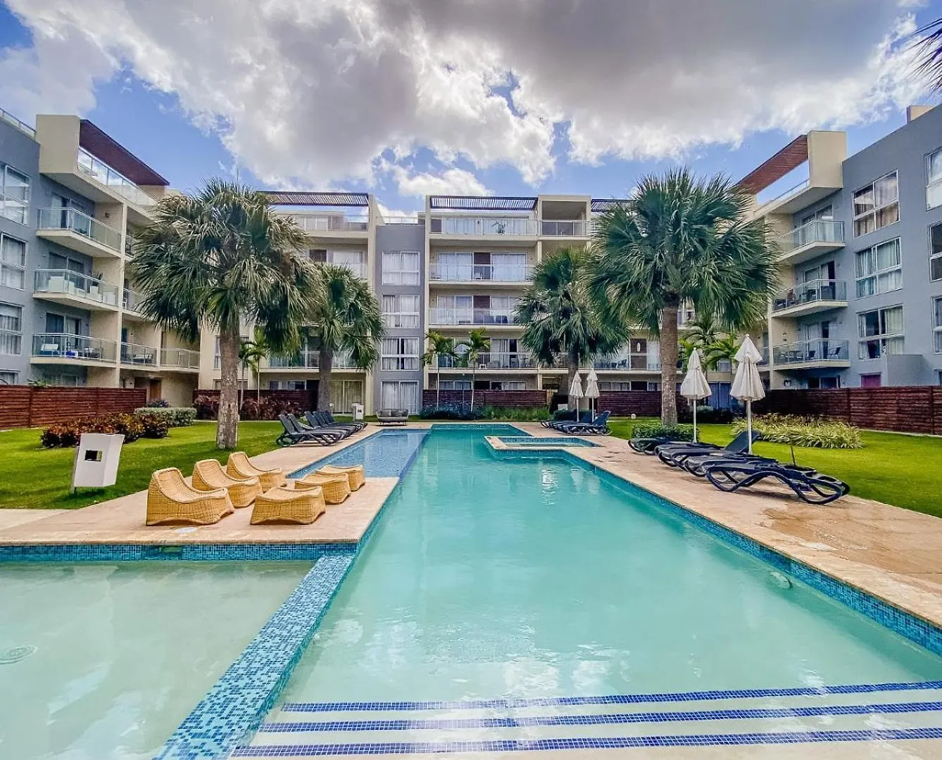 Apartamento Lujoso Y Exclusivo A 15 Minutos Andando De La Playa location